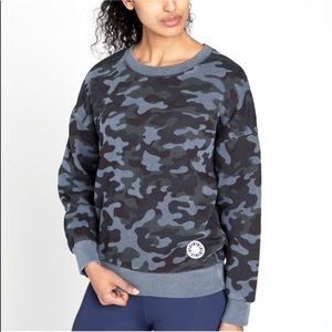 NWT SoulCycle x Sundry Camo Sweatshirt Medium